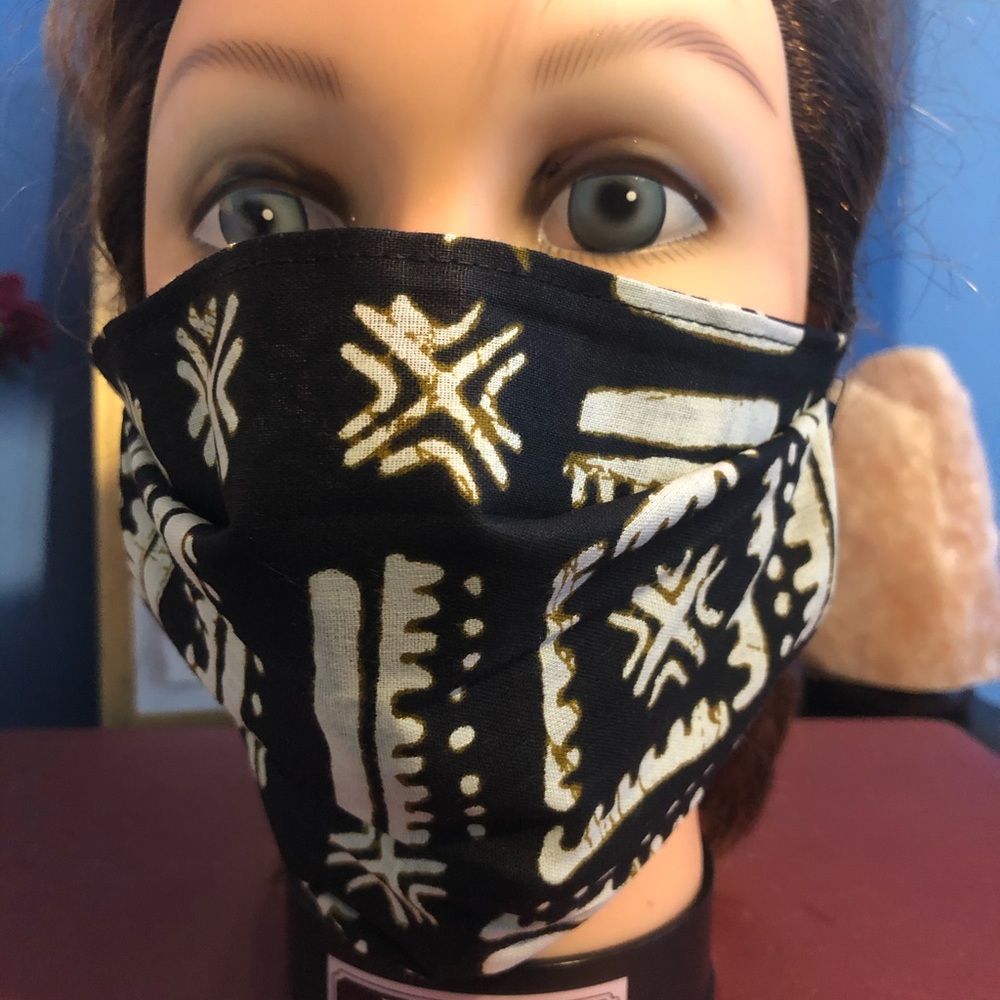 Face mask - Picture 3 of 8